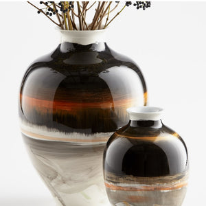 09880 Decor/Decorative Accents/Vases