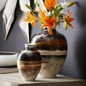 09880 Decor/Decorative Accents/Vases