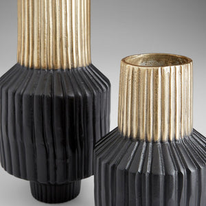 10625 Decor/Decorative Accents/Vases