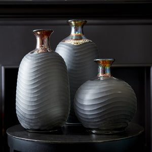 09447 Decor/Decorative Accents/Vases