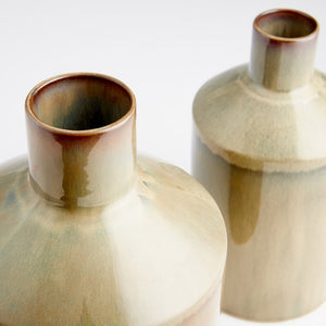 10535 Decor/Decorative Accents/Vases