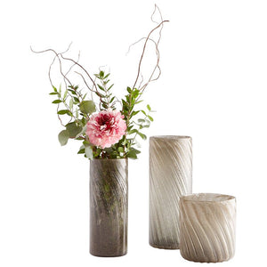 09475 Decor/Decorative Accents/Vases